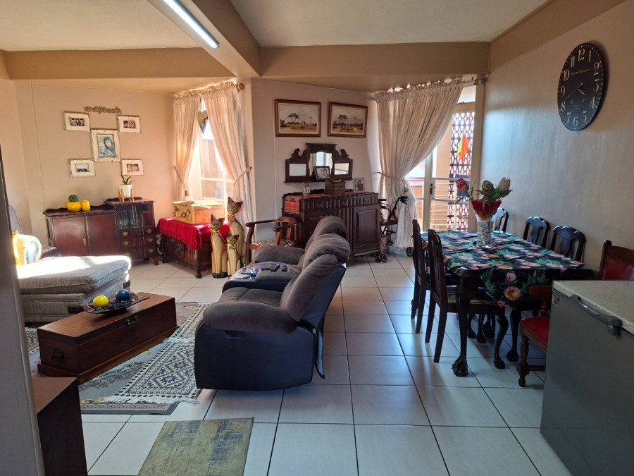 1 Bedroom Property for Sale in Potchefstroom South North West